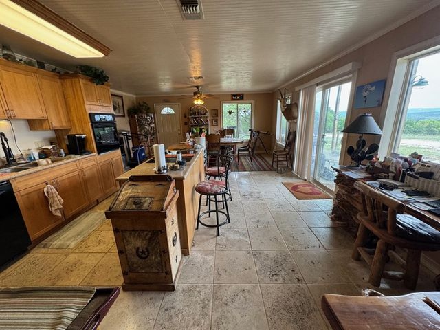 2485 Bump Gate Rd., Pipe Creek, TX 78063