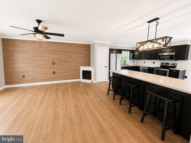155 LAND OR DR, Ruther Glen, VA 22546