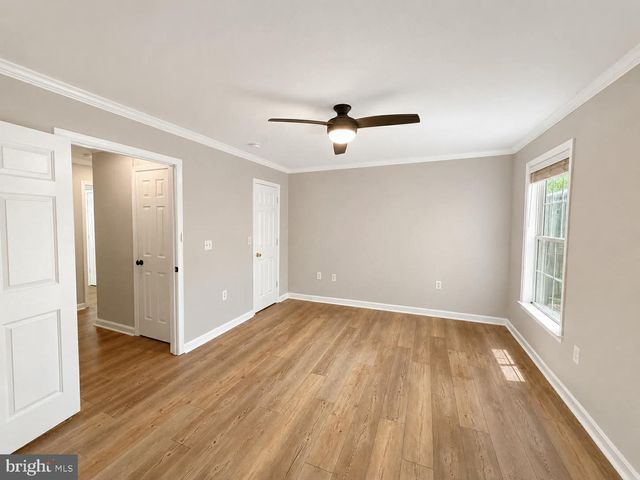 155 LAND OR DR, Ruther Glen, VA 22546