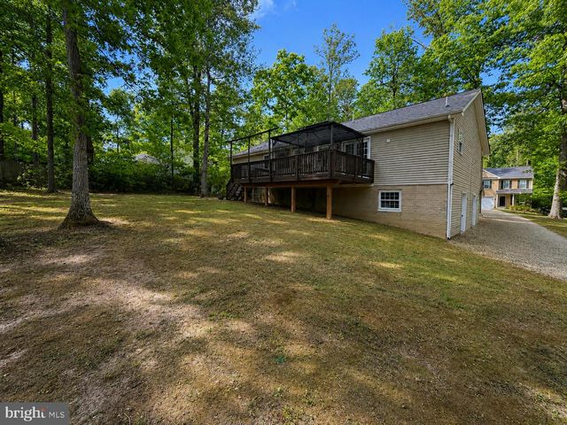155 LAND OR DR, Ruther Glen, VA 22546