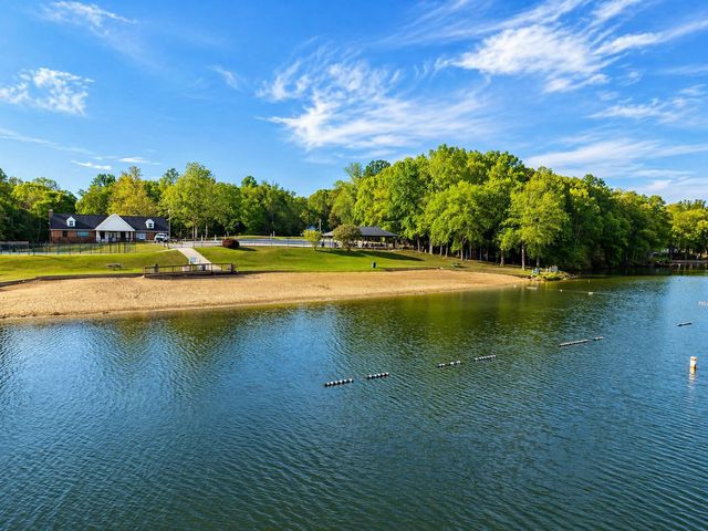 155 LAND OR DR, Ruther Glen, VA 22546