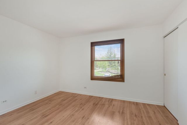 1726 Sessions Walk 1726, Hoffman Estates, IL 60169