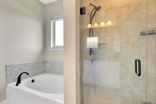 8786 Greenleaves Dr, Denham Springs, LA 70726