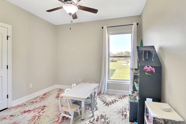 8786 Greenleaves Dr, Denham Springs, LA 70726