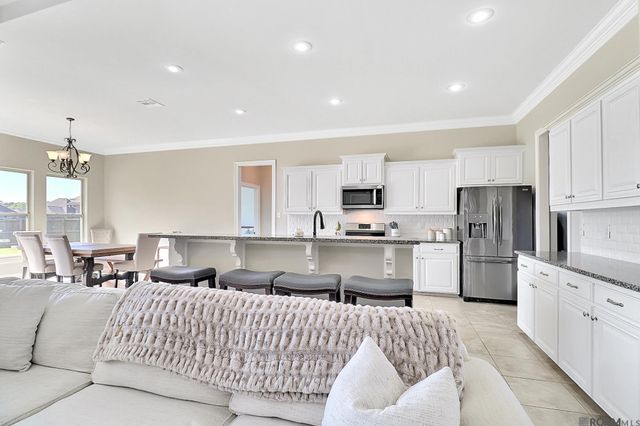 8786 Greenleaves Dr, Denham Springs, LA 70726