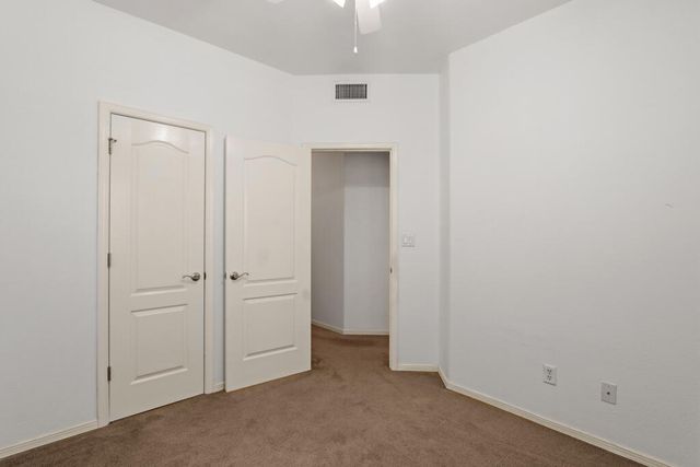 561 Green Village Court A, El Paso, TX 79912