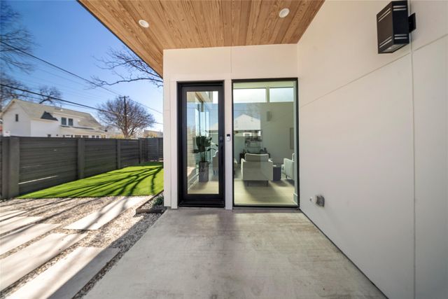 44 Chicon ST 1, Austin, TX 78702