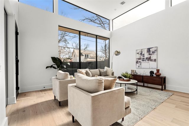 44 Chicon ST 1, Austin, TX 78702