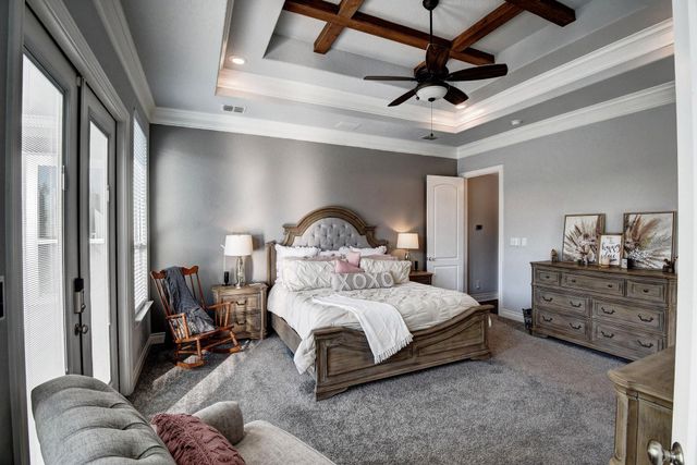 222 August Avenue, Shiner, TX 77984