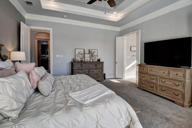 222 August Avenue, Shiner, TX 77984