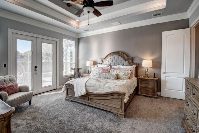 222 August Avenue, Shiner, TX 77984