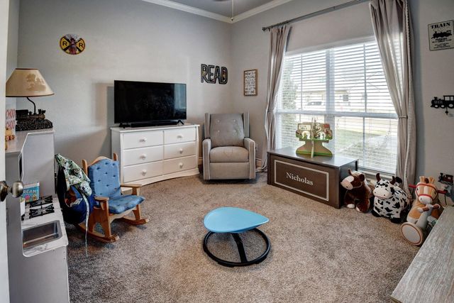 222 August Avenue, Shiner, TX 77984