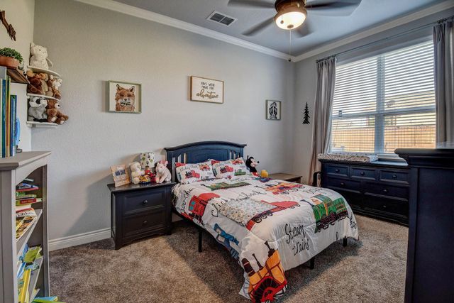 222 August Avenue, Shiner, TX 77984