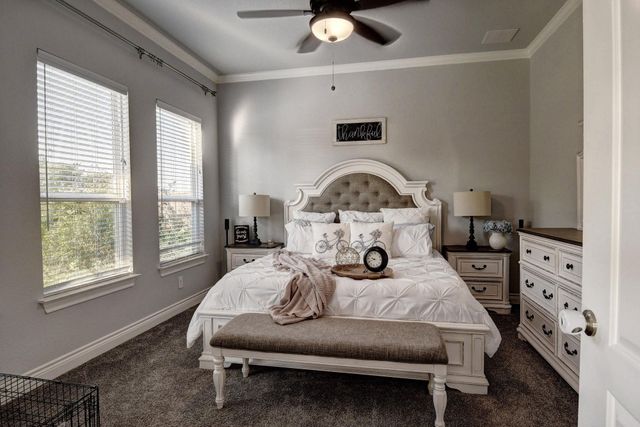 222 August Avenue, Shiner, TX 77984