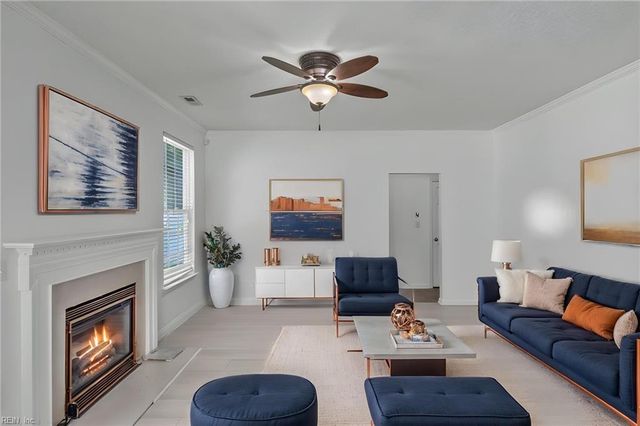 4267 White Cap CRST, Chesapeake, VA 23321