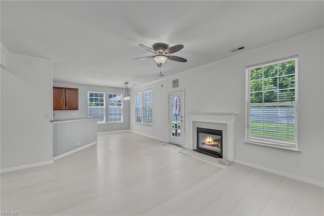 4267 White Cap CRST, Chesapeake, VA 23321