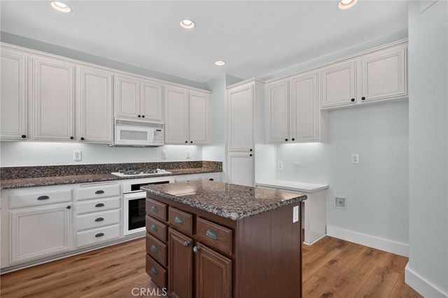 6031 E Hummingbird Court, Orange, CA 92869
