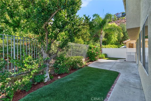 6031 E Hummingbird Court, Orange, CA 92869