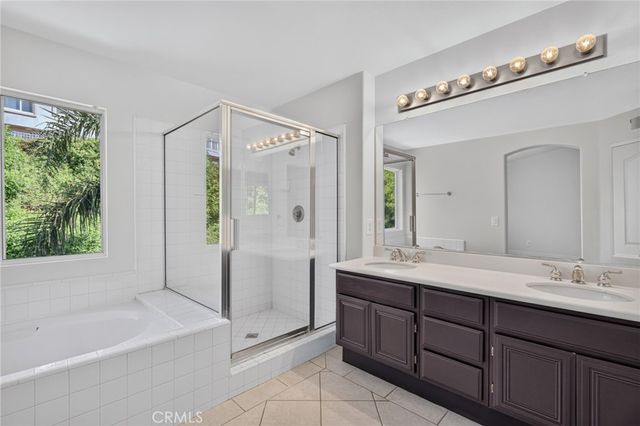 6031 E Hummingbird Court, Orange, CA 92869