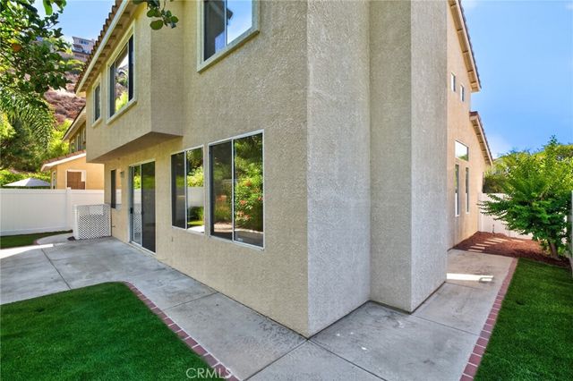 6031 E Hummingbird Court, Orange, CA 92869