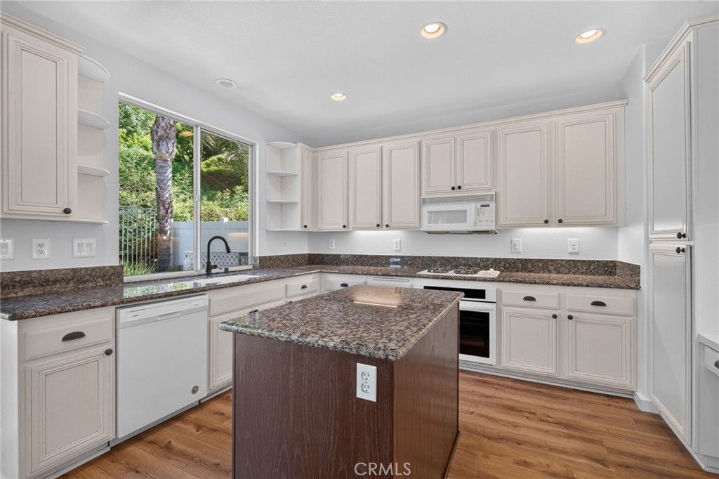 6031 E Hummingbird Court, Orange, CA 92869 — photo 2