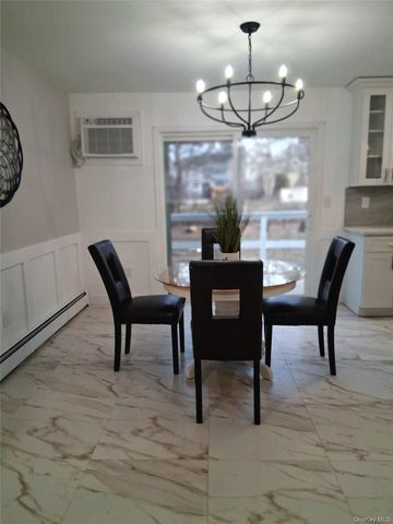 917 Sipp Avenue, East Patchogue, NY 11772