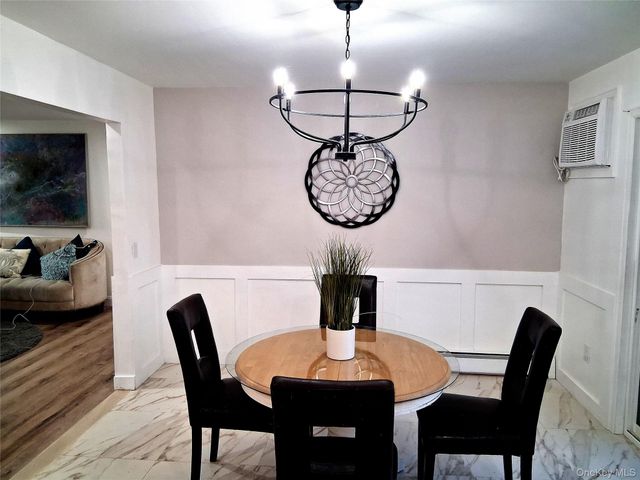 917 Sipp Avenue, East Patchogue, NY 11772