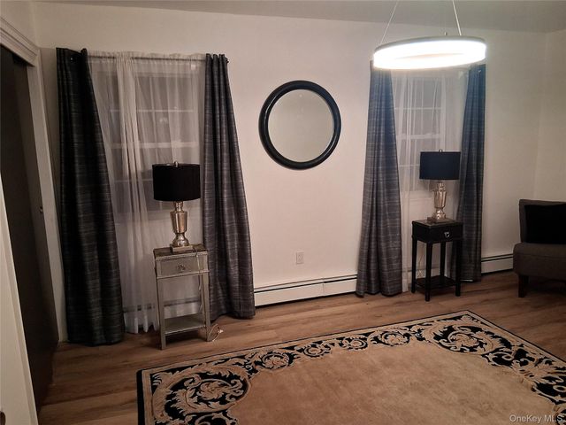 917 Sipp Avenue, East Patchogue, NY 11772