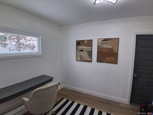 917 Sipp Avenue, East Patchogue, NY 11772