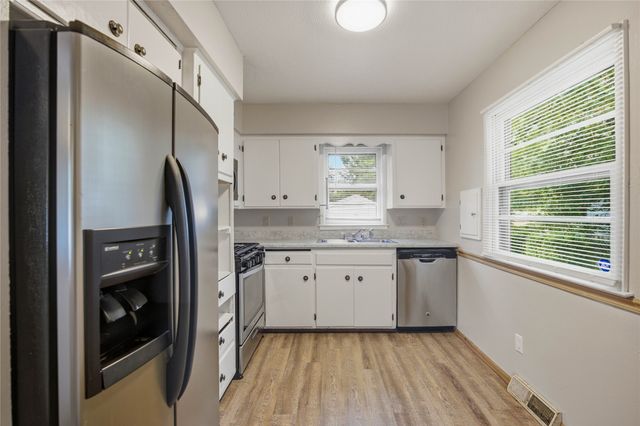 4115 52nd Street, Des Moines, IA 50310