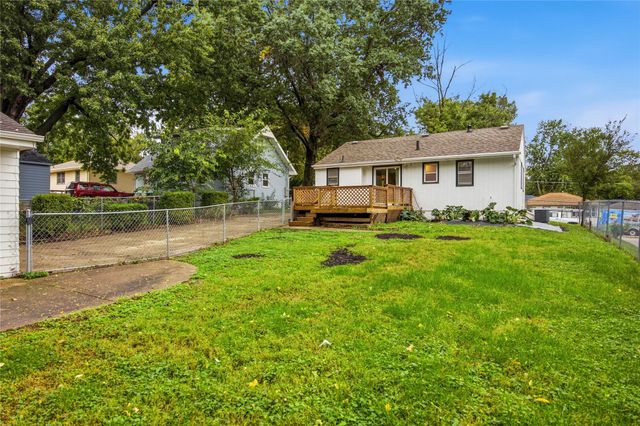 4115 52nd Street, Des Moines, IA 50310