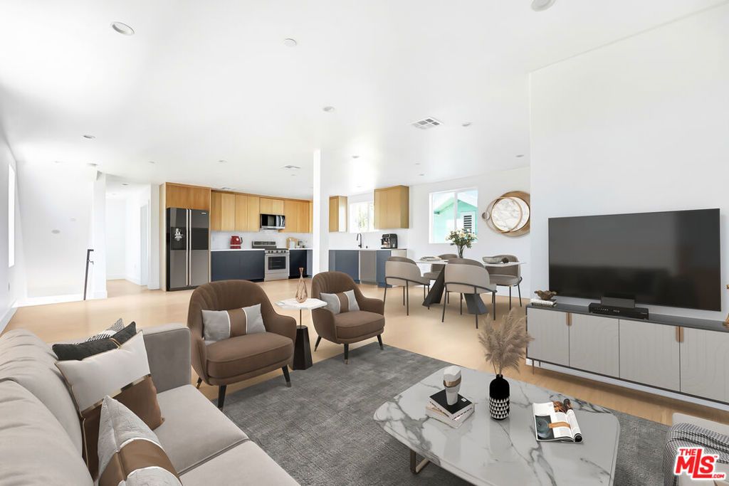 Image 2 of property listing at 1200 W 38th Street, Los Angeles, CA 90037