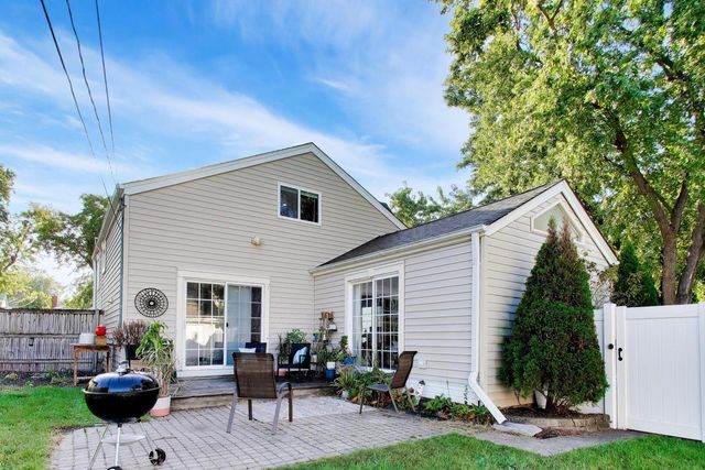 116 E Grove Street, Lombard, IL 60148