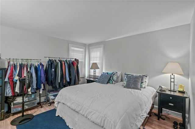 32 Houston Avenue, Newport, RI 02840