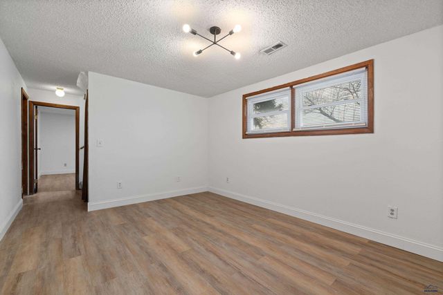 5514 SOLITAIRE DR, Rapid City, SD 57703