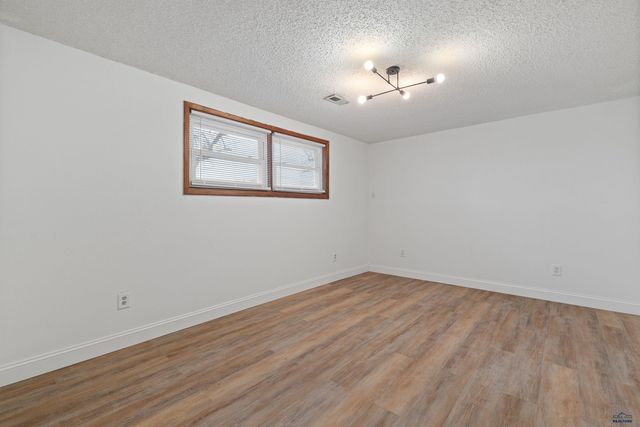 5514 SOLITAIRE DR, Rapid City, SD 57703