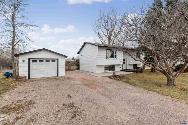 5514 SOLITAIRE DR, Rapid City, SD 57703