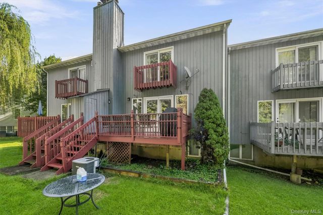 22 Mayer Drive, Middletown, NY 10940