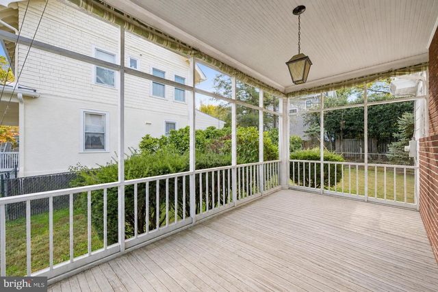 3814 KANAWHA ST NW, Washington, DC 20015