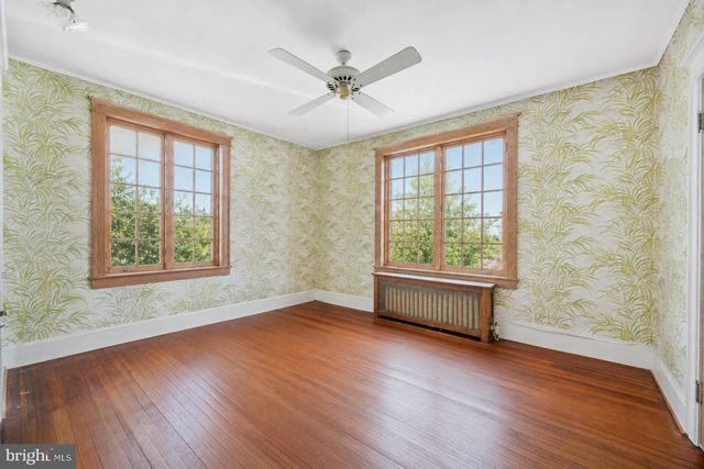 3814 KANAWHA ST NW, Washington, DC 20015