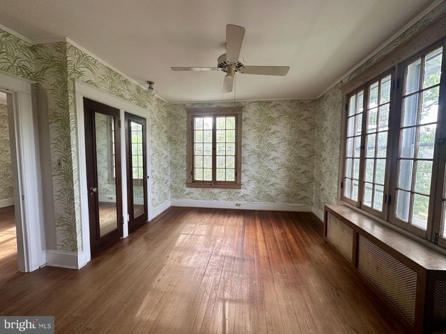 3814 KANAWHA ST NW, Washington, DC 20015