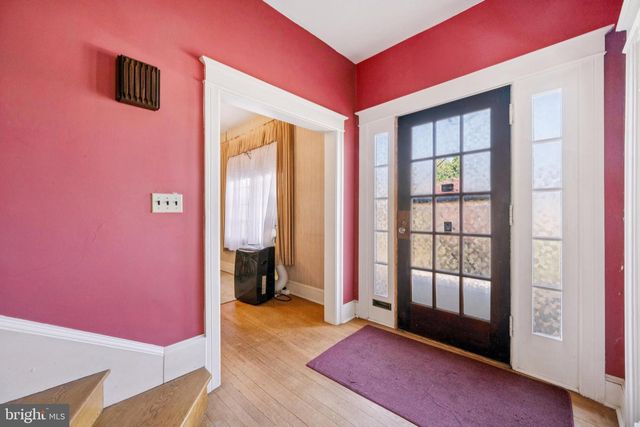 3814 KANAWHA ST NW, Washington, DC 20015