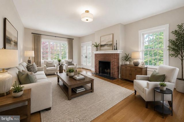 3814 KANAWHA ST NW, Washington, DC 20015