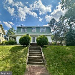 3814 KANAWHA ST NW, Washington, DC 20015