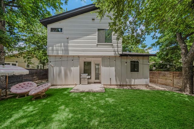 939 E 52nd ST 2, Austin, TX 78751