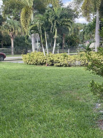 8251 Bowie Way, Lake Worth, FL 33467