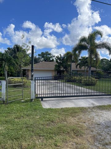8251 Bowie Way, Lake Worth, FL 33467