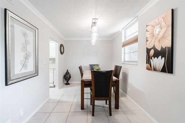 1811 Jefferson Street 304, Hollywood, FL 33020