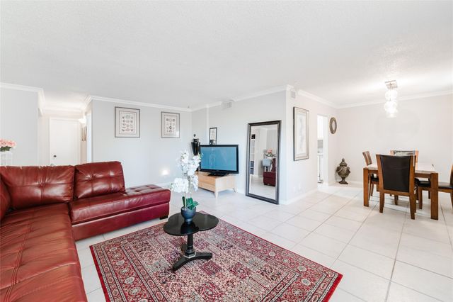 1811 Jefferson Street 304, Hollywood, FL 33020