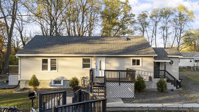 93 Haughney Road, Schaghticoke, NY 12182